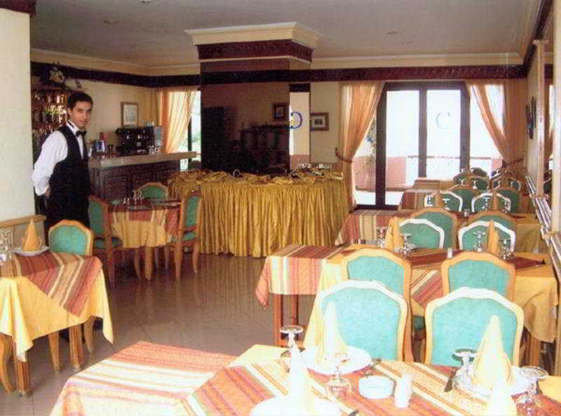 Fredj Hotel Tânger Restaurante foto